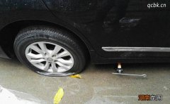 轮胎多久或者多少公里换一次