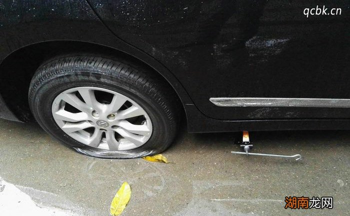 轮胎多久或者多少公里换一次