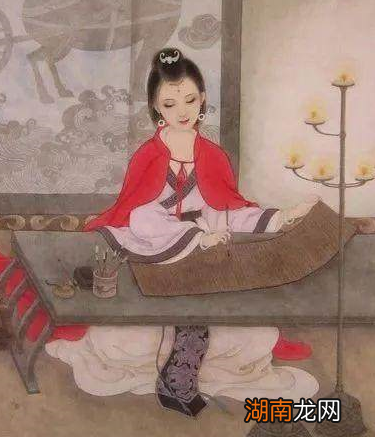 古代的纸最初只能皇室使用,后来是如何进入百姓家中的?