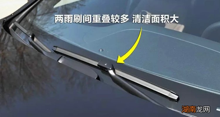 汽车雨刮器不出水的原因