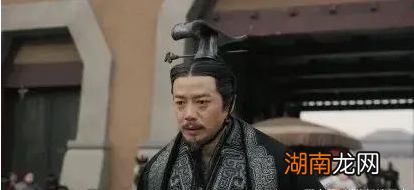 吕不韦对秦朝的贡献那么大 秦始皇最后为何要逼死他