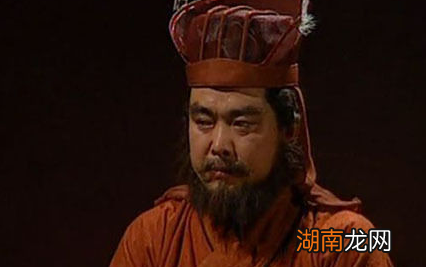 袁氏兄弟杀尽宦官，为何却没能控制汉朝呢？