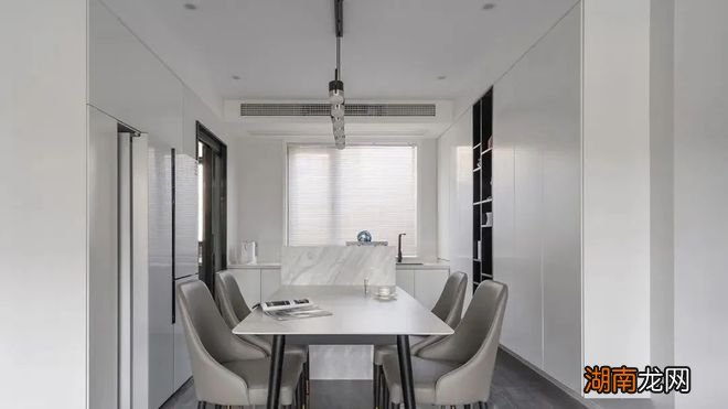 看来看去,我才发现:一个好用的家,原来都在这5处增设了岛台!