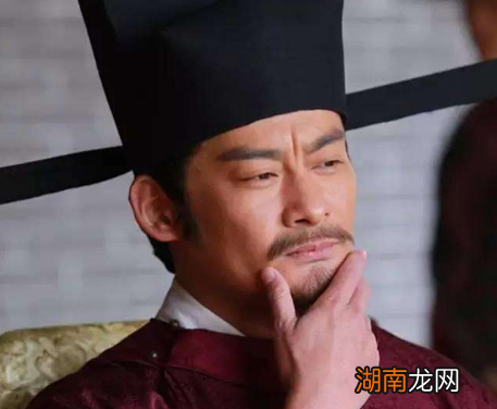 南京有长江作为天险 南宋为什么不定都南京而是临安呢