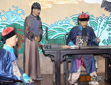 清朝官服为何都统一是青蓝色 这里边有什么讲究吗