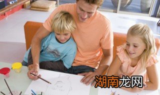 孩子适应障碍抑郁家长怎么办,家长如何处理抑郁焦虑症孩子