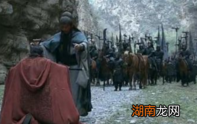 如果关羽在华容道杀了曹操，那刘备能统一三国吗？