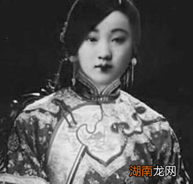 珍妃井的井口那么小 珍妃一个大人是如何推进去的