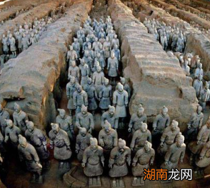 古代皇帝微服出巡如果遇到危险 皇帝如何证明自己是皇帝