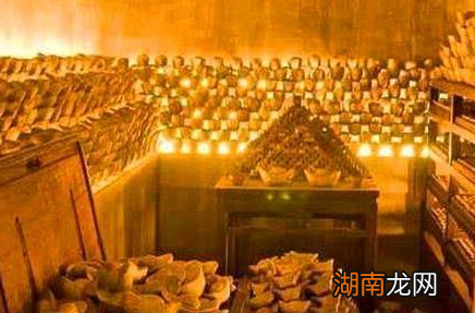 古代皇帝动不动就赏赐黄金万两的 这里边的水平到底有多高