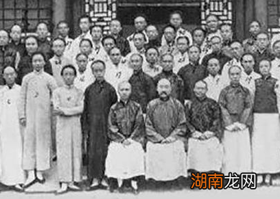 清朝灭亡时还有那么多赔款没还完 剩下的钱最后怎么样了