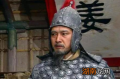 姜维前后北伐十一次，到底对蜀汉有哪些影响呢？