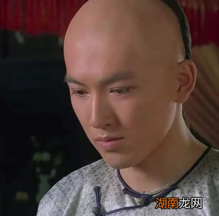 五阿哥弘昼作为乾隆的弟弟 弘昼为什么生前就多次被自己办葬礼