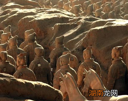 秦国当初靠能军队横扫天下 秦朝灭亡时军队都去了哪里