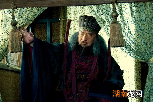 董卓的军力力量有多强？他手下的武将阵容有多豪华？