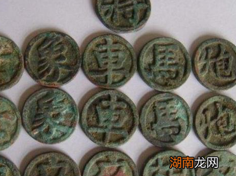 火炮比象棋整整晚了一千多年时间 象棋中的炮又是怎么来的