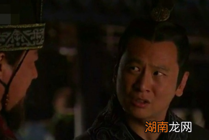 秦始皇对李斯为什么那么信任?李斯对得起这份信任吗?