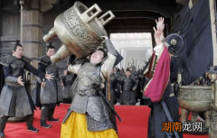 揭秘：古人真的随随便便就能举起百八十斤的武器？