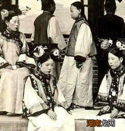 清朝的国号是怎么来的 这里边的故事十分的狗血