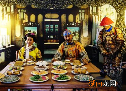 胤礽身为康熙时期的太子 胤礽为什么会两次被废