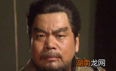 朱灵很早就追随曹操，为何曹操却把他的兵权给了于禁呢？