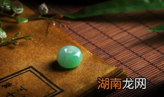 翡翠里的棉和絮是一种东西吗 翡翠棉絮是什么意思