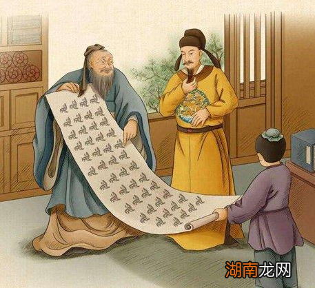 皇帝担心这家人造反,赐2个梨让他们分给900人吃