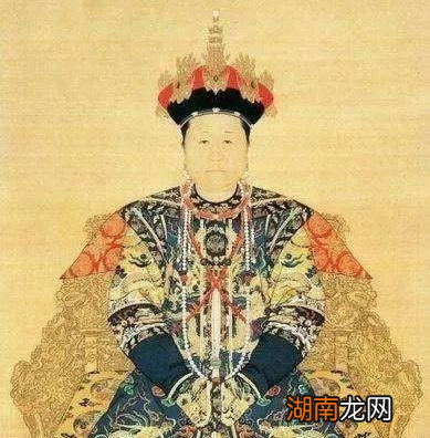 顺治将多尔衮挖出来鞭尸 孝庄为什么不阻止鞭尸的行为