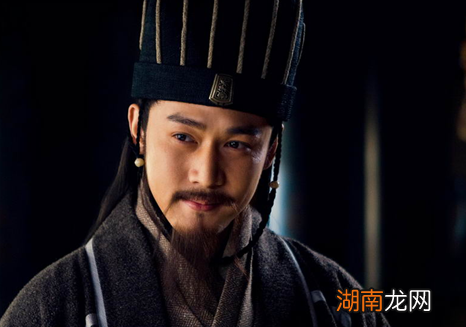 刘璋为什么要请刘备帮忙？刘备夺取益州的契机是什么？