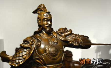 为何古代的很多将领都很胖呢？不会影响打仗吗？