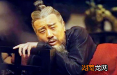 曹操梦见三马同食一槽，为何却还是没对司马懿下手呢？