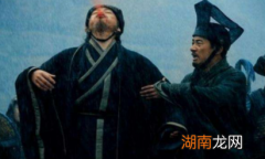 蜀汉本来就弱小，为何诸葛亮还穷兵黩武呢？