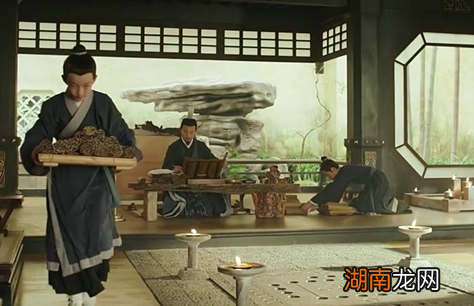 郭嘉和诸葛亮相比，两人有什么不同？