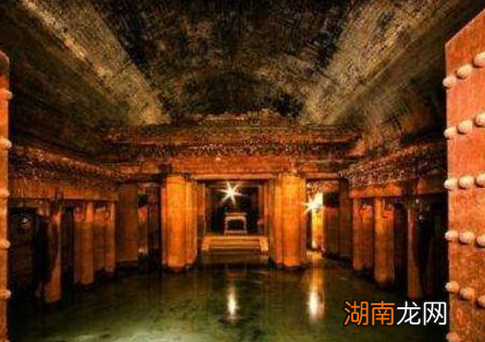 古代工匠修完皇陵之后 他们是怎么逃脱出来的