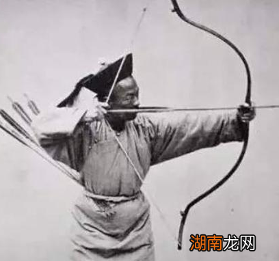 古代弓箭手通常都是万箭齐发 他们是如何计算军工的