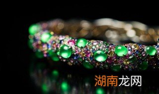 翡翠玉石为什么那么贵 玉石翡翠为什么值钱