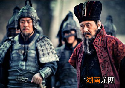 曹操的托孤是怎样的？他选择了谁作为托孤大臣？