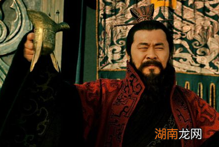 曹操的托孤是怎样的？他选择了谁作为托孤大臣？