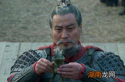 除了甄宓之外，袁绍家族中有多少女眷？曹操后来是怎么对她们的？