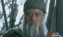 三国中除了帝王外，还有那些人有接近帝王的权利？