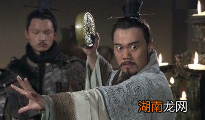 和氏璧是环形,玉玺是方的 和氏璧是如何做成玉玺的