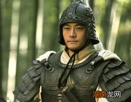 历史上的周瑜到底是什么样的 周瑜真的是被诸葛亮气死的吗