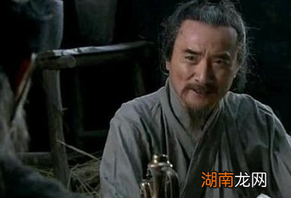 同为蜀汉的托孤大臣,李严为什么要为难诸葛亮?