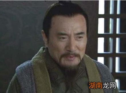 同为蜀汉的托孤大臣,李严为什么要为难诸葛亮?