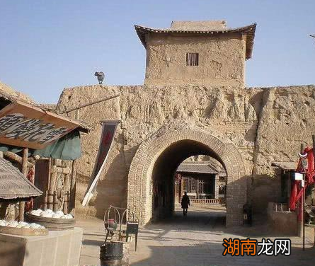 古代城门关闭之后 古人能找偏僻小路出城吗