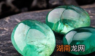 翡翠应该怎么保养 翡翠没保养好怎么办