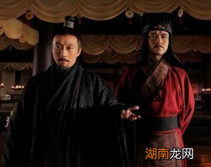 说说孔融让梨背后的黑暗真相 哥哥因为一个梨搭上的性命