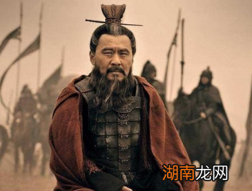 程昱为曹操提供了哪些帮助?他最后的结局如何?