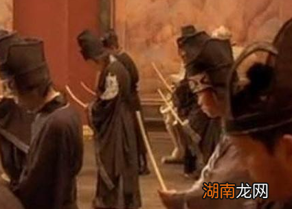 古代官员上完早朝之后 他们真的没有事情可做了吗