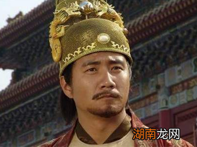 朱元璋为什么能在元末乱世中脱衣而出最终赢得天下?